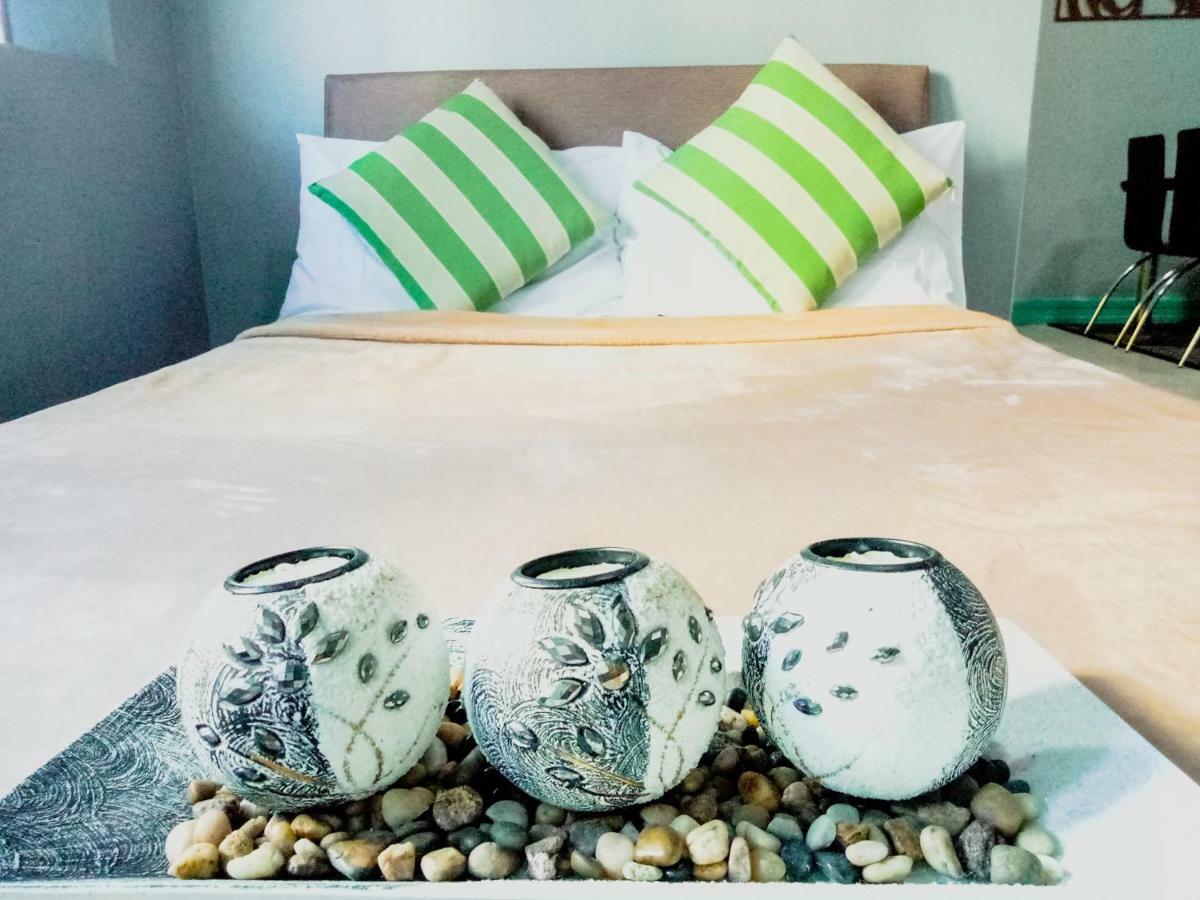 Apartmán Forbes Area Bgc Taguig Manila Exteriér fotografie